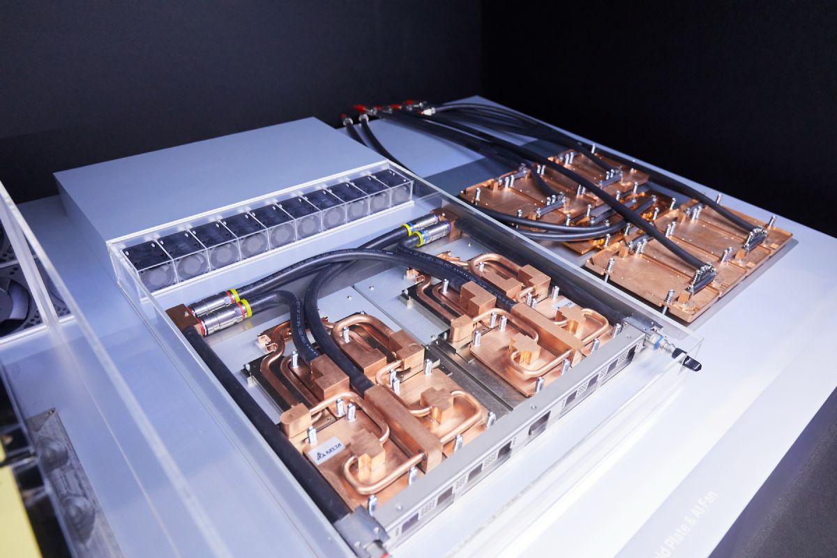 Cooled plate